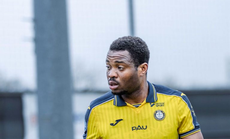 Lire la suite à propos de l’article National 3 : le colosse Diarra Aly Naité, de la CAN des quartiers au Pau FC (B)